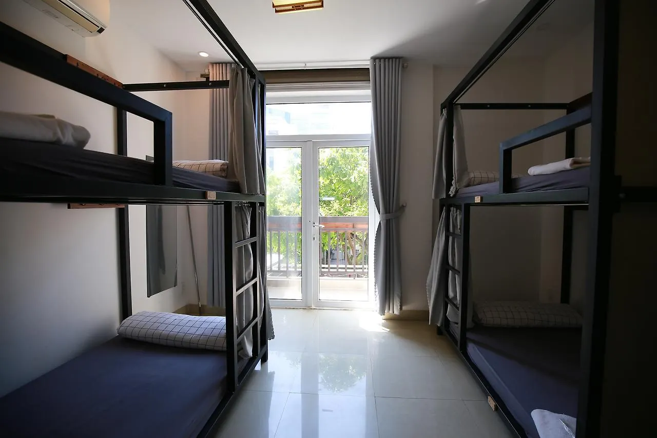 Little Flower Homestay Da Nang Son Tra