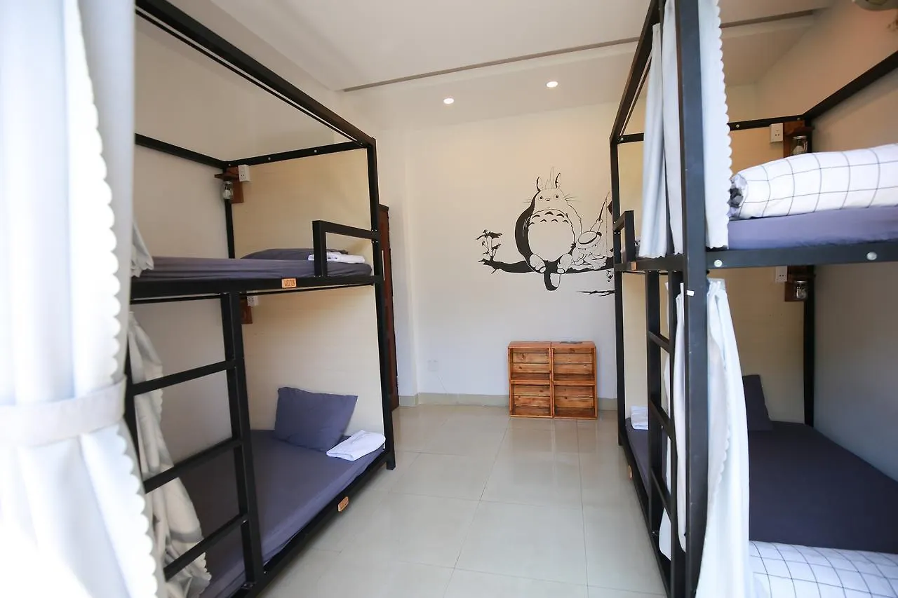 Little Flower Homestay Da Nang Son Tra