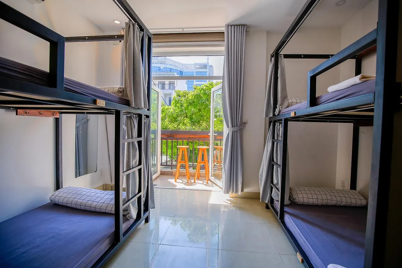 Little Flower Homestay Da Nang Son Tra 0*,  Vietnam
